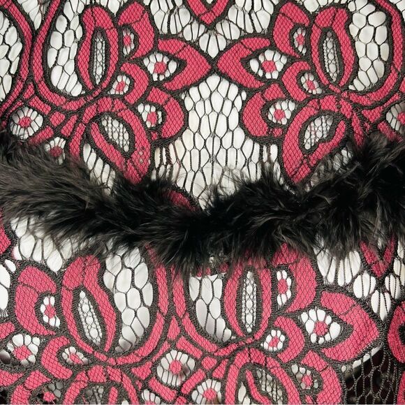 Dance & Marvel Lace Mockneck Open Back Feather Trim Blouse Maroon Black M - Picture 4 of 11